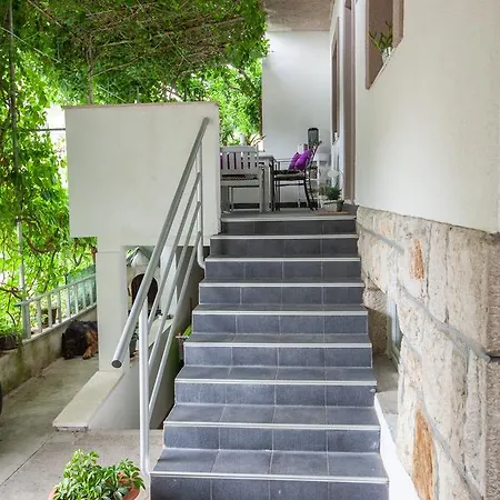 Pleic Apartment Makarska