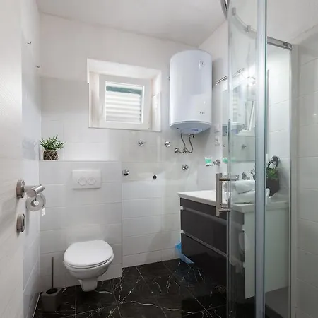 Pleic Apartment